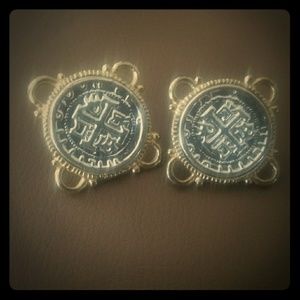 Mixed metal oversized stud earrings